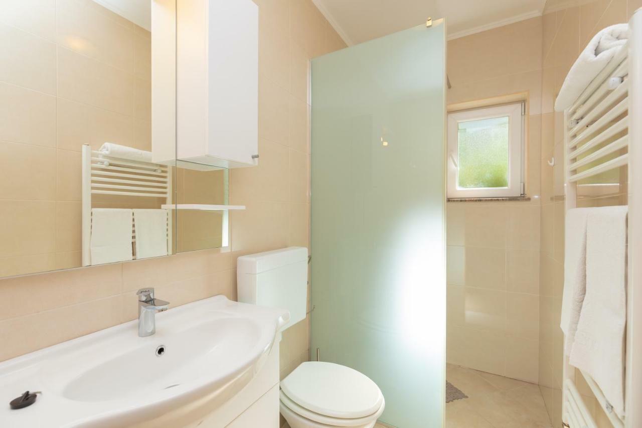 Apartments Vesna 챠브타트 외부 사진